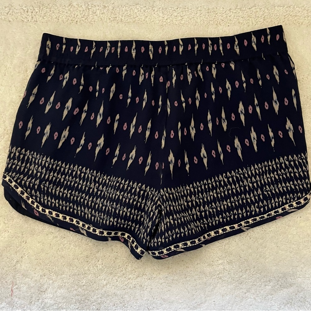 Joie large silk shorts
